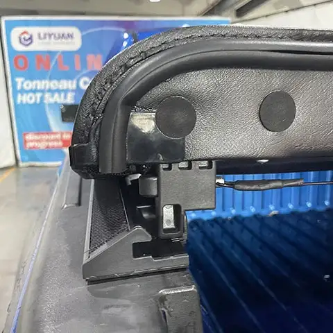 Soft Roll Up Tonneau Cover for Honda Jeep
